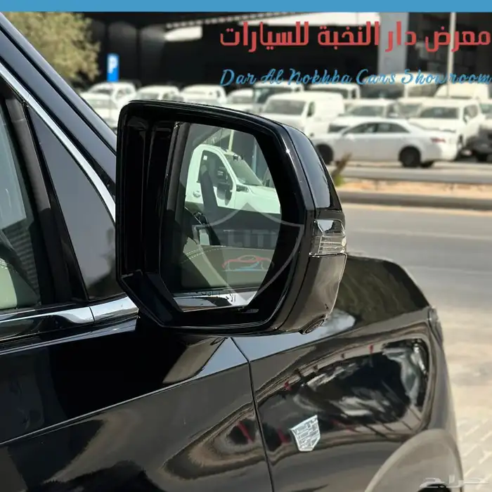 كاديلاك اسكاليد 2025 كاش وبنوك 12