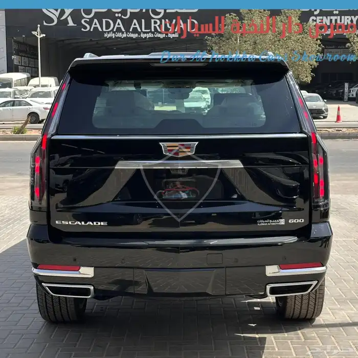 كاديلاك اسكاليد 2025 كاش وبنوك 24