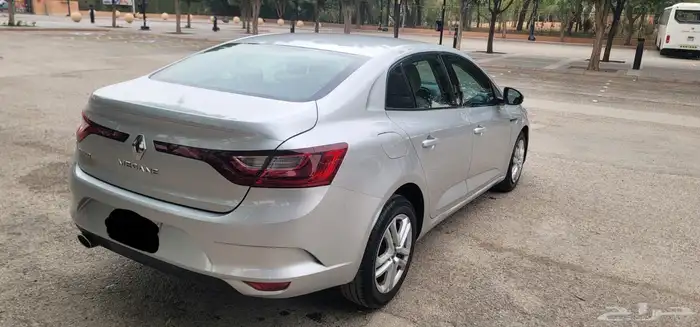 رينو ميغان2018 9