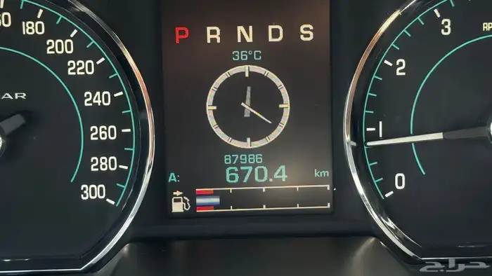 JAGUAR XF Full option 18