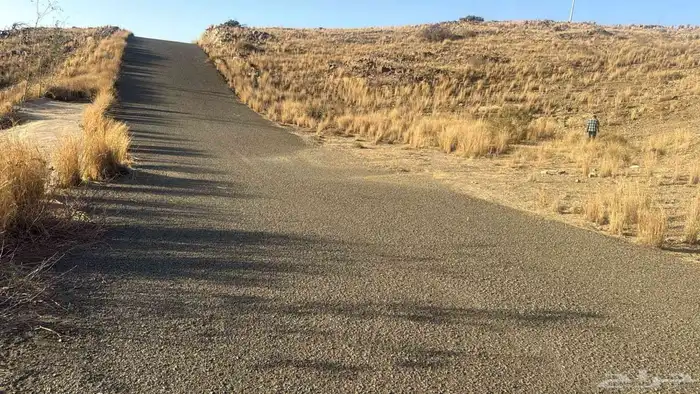 أرض للبيع بمخطط العبادل والدهامشة ببني كبير ببلجرشي 3