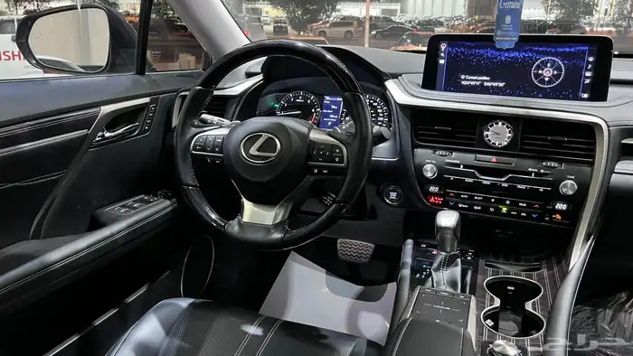 لكزس RX350L موديل 2021 13