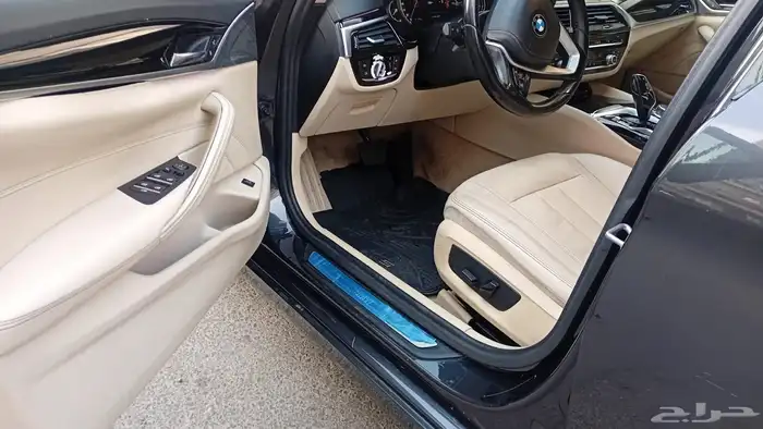 بي ام 520il 2018 7