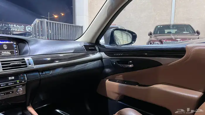 لكزس LS460L موديل 2016 7