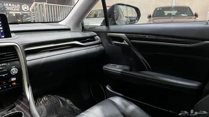 لكزس RX350L موديل 2021 17