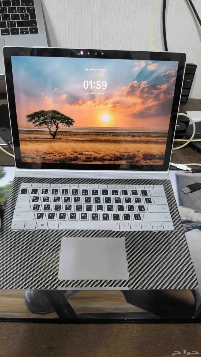 Microsoft Surface Book 0