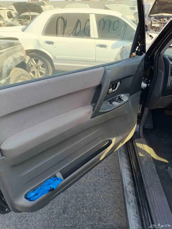 قطع غيار ميتسوبيشي باجيرو ربع تشليح 5