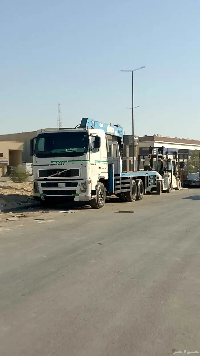 بوم تراك بجميع انواعها وكرينات بجميع انواعها رافعات شوكية 1