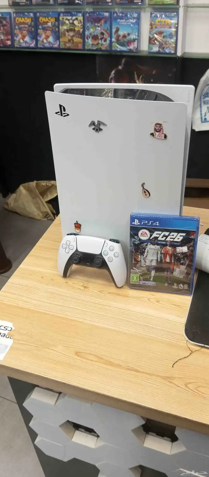 سوني 5 لم تدخل الصيانه قبل الاجهزه جدا نظيفه ثلاثه اجهزه 5