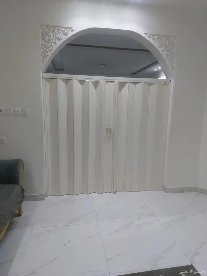 ابواب اكورديون سحاب بلاستيك وجلد 7