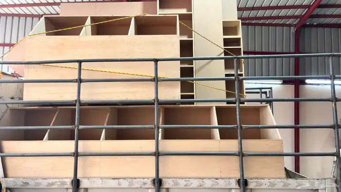 رفوف خشب جديدة 0