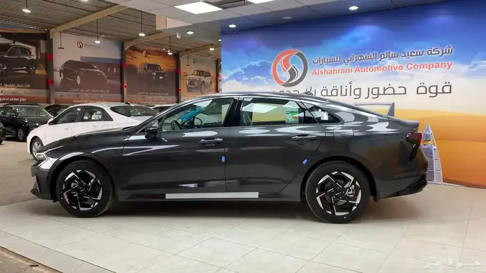 كيا كي 5 نص فل GLS 2026 3