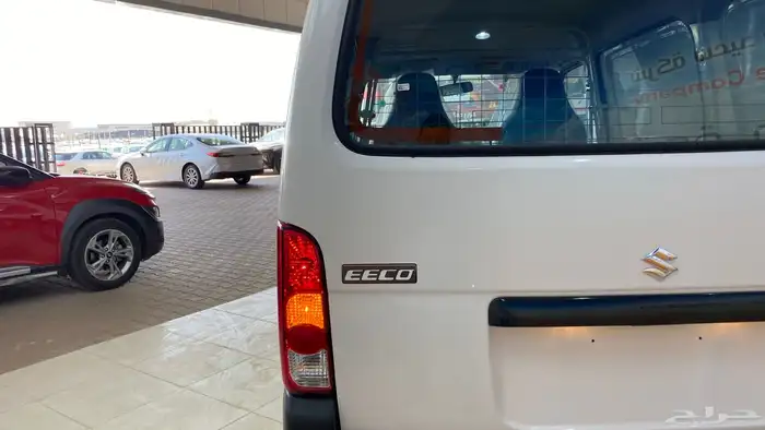 سوزوكي ايكو فان 2026 12