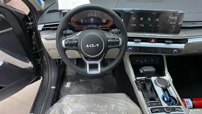 كيا كي 5 GLS 2026 28