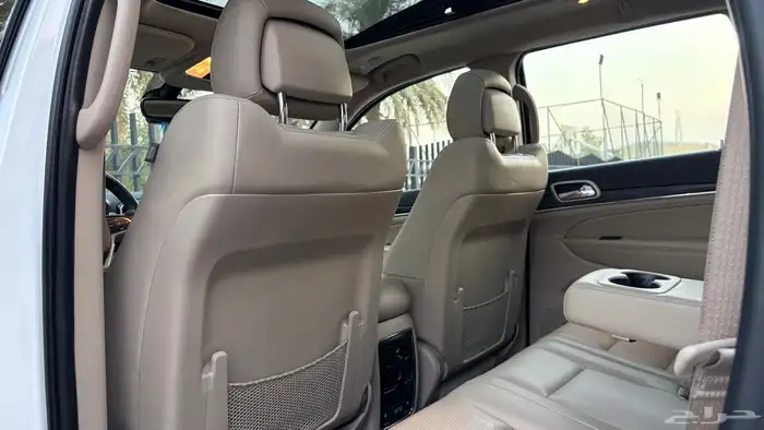 جيب جراند شروكي 2021 Limited ( شبه جديد ) 39