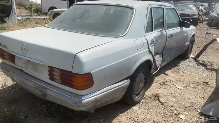 مورسيدس 560 8