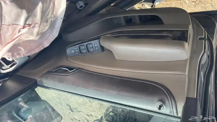 gmc yukon xl قطع غيار فقط 2016 27