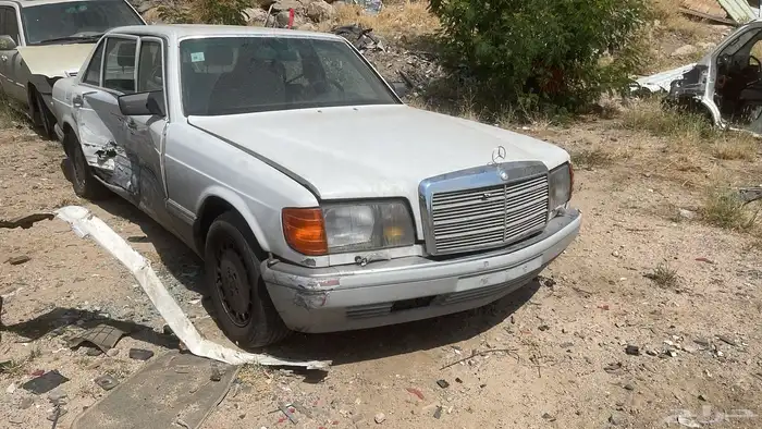 مورسيدس 560 9