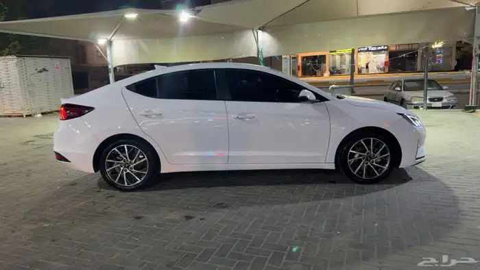 اللنترا فل كامل 2020 بنزين 3