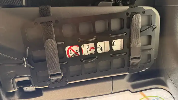 قاعدة شماسية فورد برنكو 2