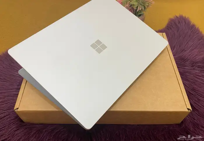 مايكروسوفت سيرفيس لابتوب شاشه لمس كورi5 8 جيجا رام 256 ssd 0