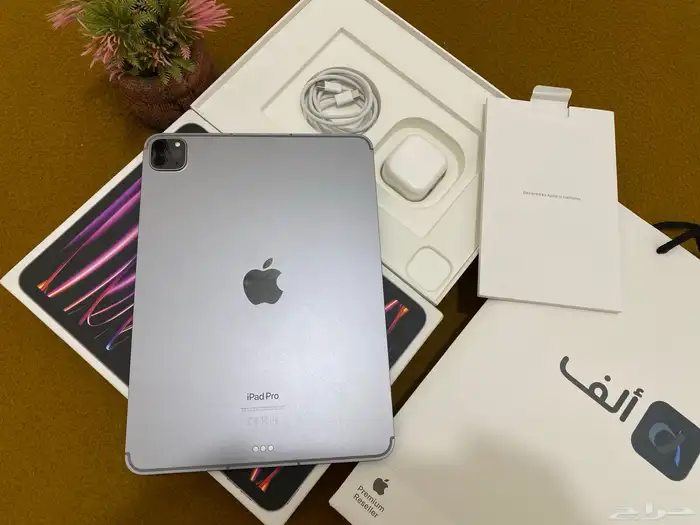 ايباد برو M2 واي فاي وشريحه 11 انش نفس الجديد 11