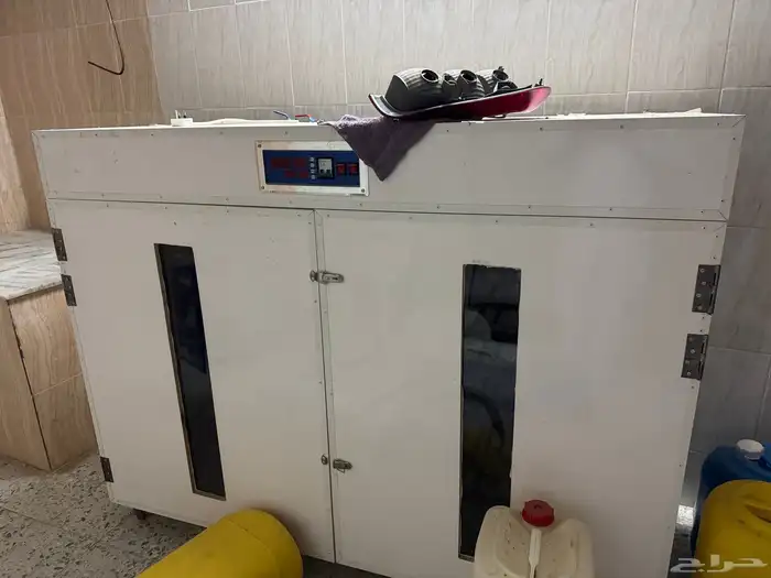 فقاسة 0