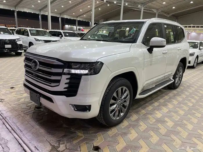 تويوتا لاندكروزر - 2025 L4 عبداللطيف جميل اقل سعر 2