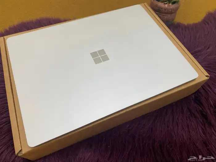 مايكروسوفت سيرفيس لابتوب شاشه لمس كورi5 8 جيجا رام 256 ssd 1