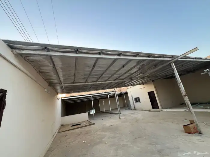 مظلات مع العازل 0