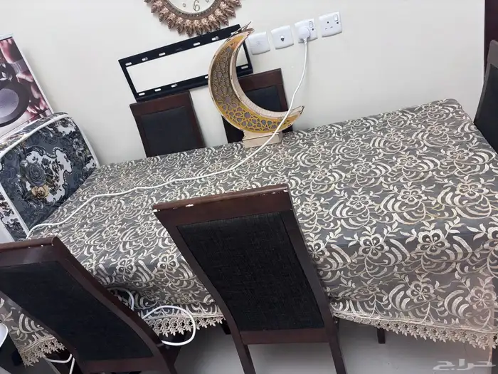 طاولة سفرة 1