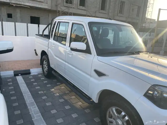 وانيت مهانيدرا 2022 للبيع ديزل اوتامتيك 2