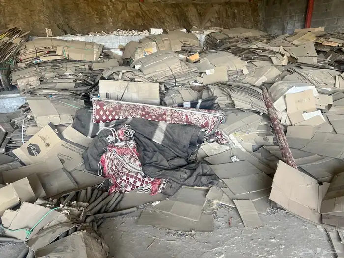 كراتين للبيع كميه كبيره 0