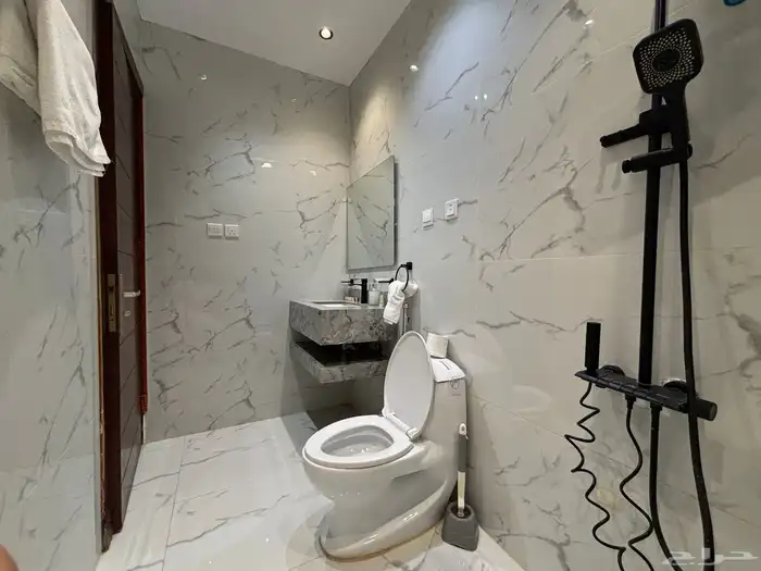 للإيجار غرفه وصاله ومطبخ وجلسه خارجيه مؤثثه في السليمانيه 8