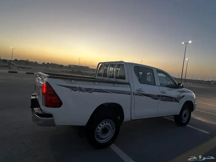 هايلوكس دبل ديزل موديل 2025 5