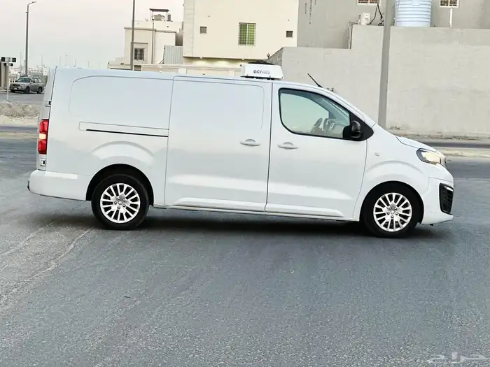 بيجو اكسبيرت بضاعة ثلاجة 2024 (ديزل - اوتوماتيك ) 3