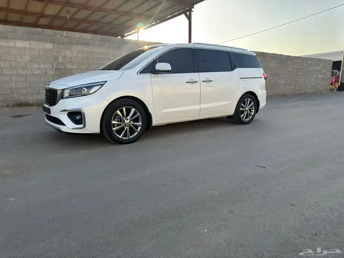 كرنفال2020 بدي ومحركات علي الشرط ماشي134 الف 0