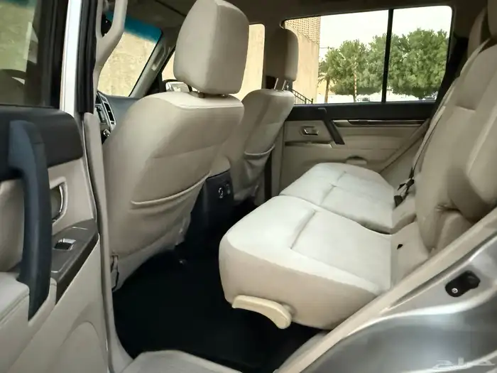 باجيرو 2020 GLS نص فل 25