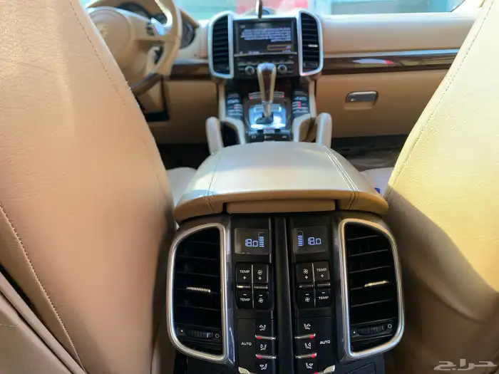 بورش كيان V8 18