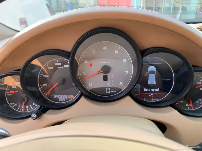 بورش كيان V8 17