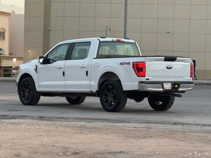 فورد F150 مخزن 8 سلندر 6