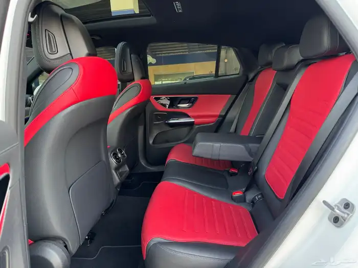 مرسيدس GLC200 Coupe 2024 على الضمان 8