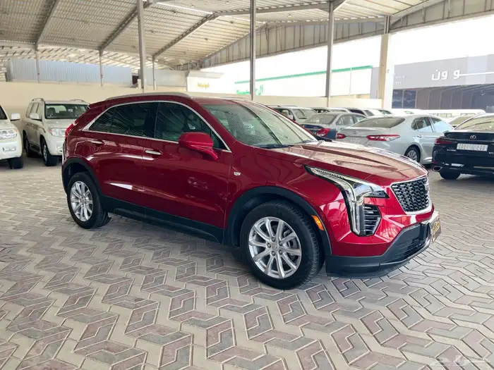 كاديلاك 2023   XT4 الجميح ماشي 24 الف قمة فالنظافة 1