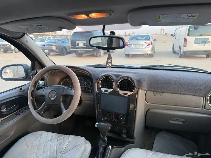 GMC envoy 2009 1
