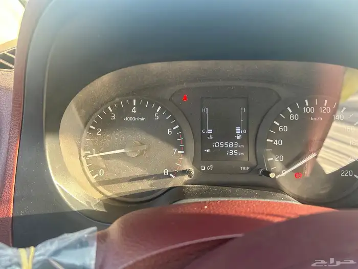 نيسان نافارا 6
