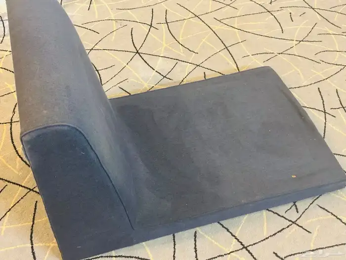 مسند ظهري مع ارضيه مريحه مفرده نظيفه وقويه 1