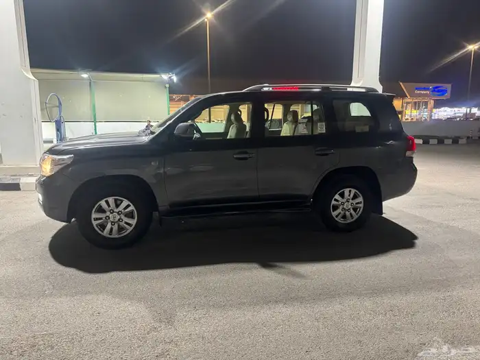 جيب لاندكروزر 2008 GX قير عادي أساس البيع45 3