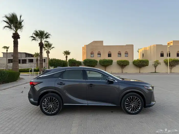 لكزس RX350 H 2023 وارد سعودي بالضمان 0