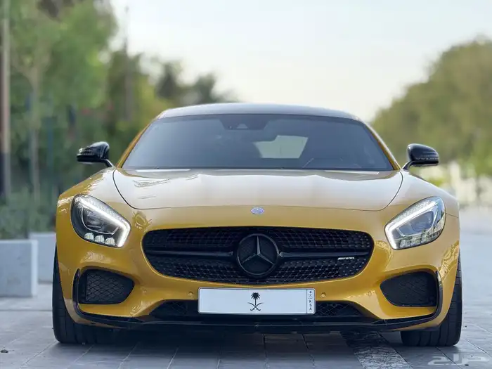للبيع مرسيدس GTS بلون مميز و جميل مخزنة 4