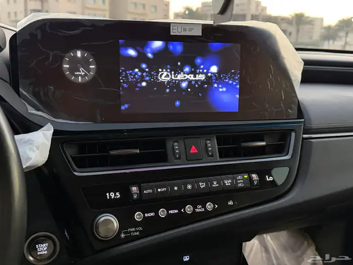 لكزس ES250 2023 فئه AA استاندر 35